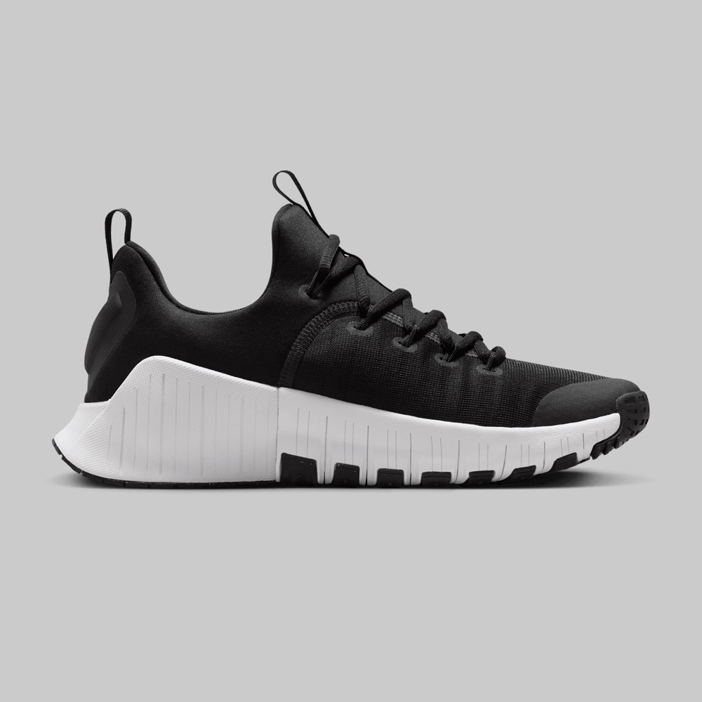 Tenis Nike Free Metcon 6 Mujer Color Negro/Blanco