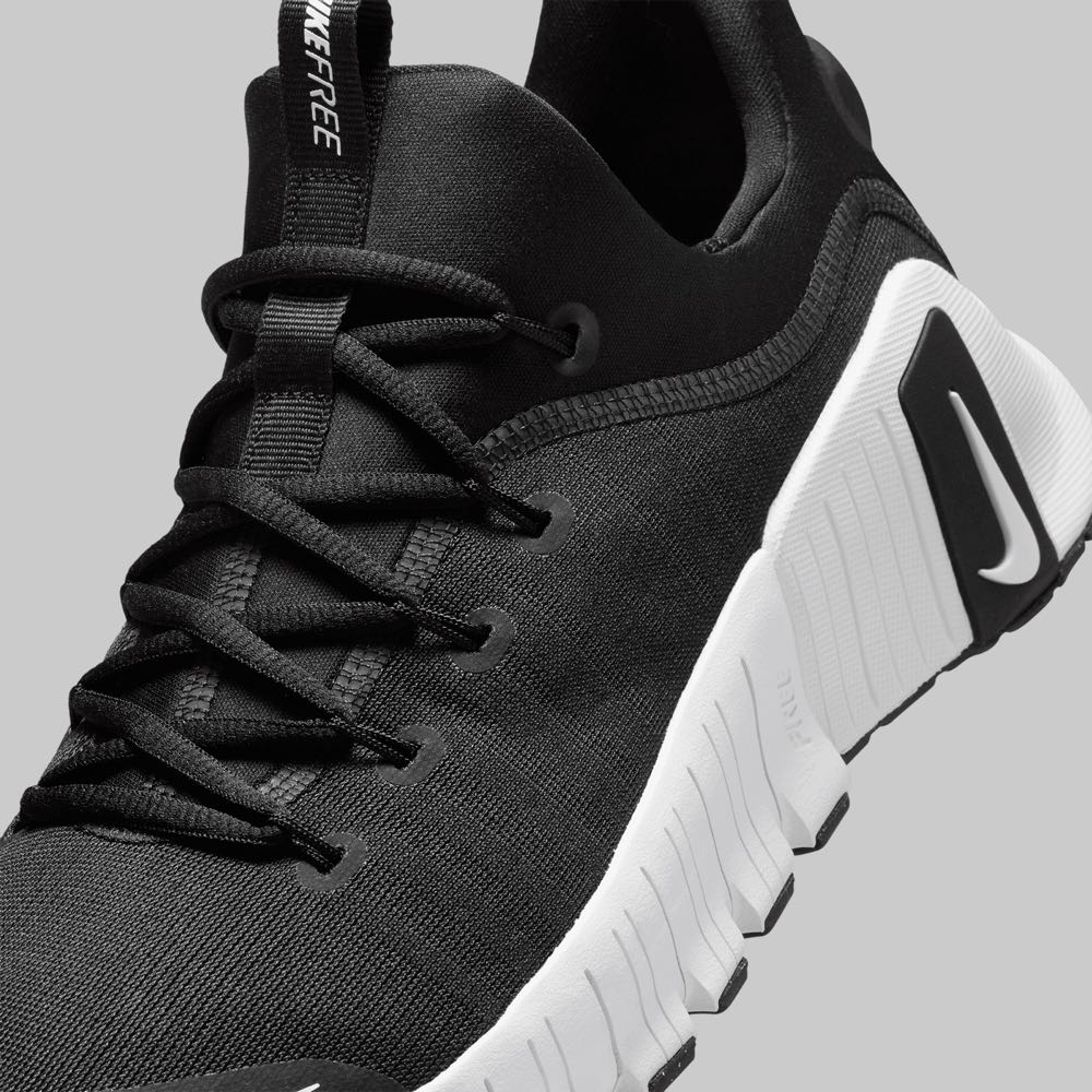 Tenis Nike Free Metcon Mujer Color Negro/Blanco