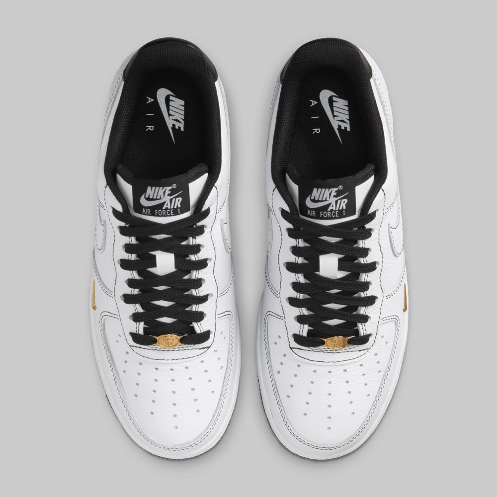 Tenis Nike Air Force 1 07 Mini Jewel Mujer Color Blanco/Negro