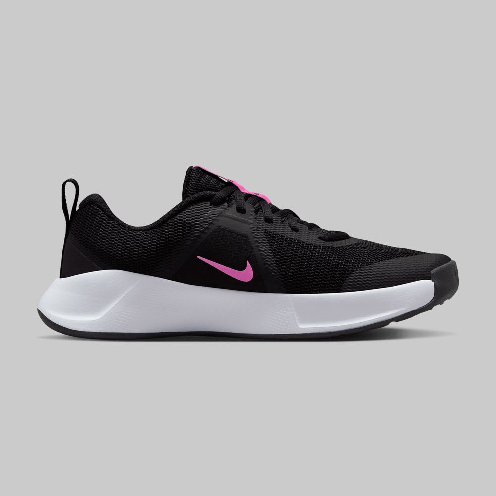 Tenis Nike MC Trainer Mujer Color Negro/Rosa