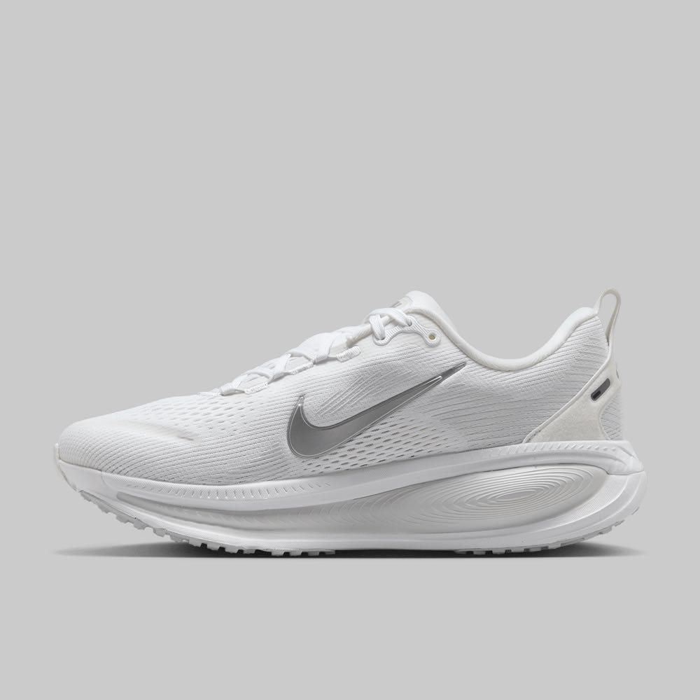 Tenis Nike Vomero 18 Mujer Color Blanco/Gris