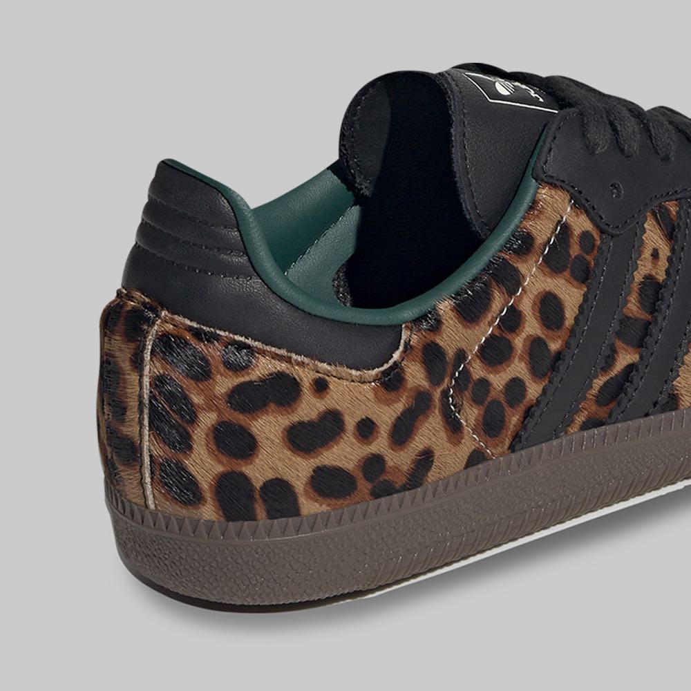 adidas gazelle silver green womens Women's Samba OG 'Preloved Red Cheetah' Sneakers main image 0