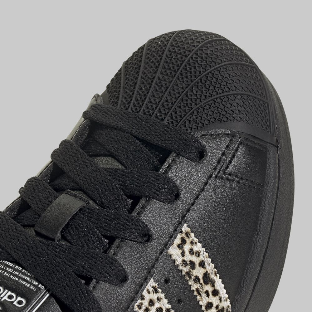 adidas gazelle silver green womens adidas Superstar II - Women's