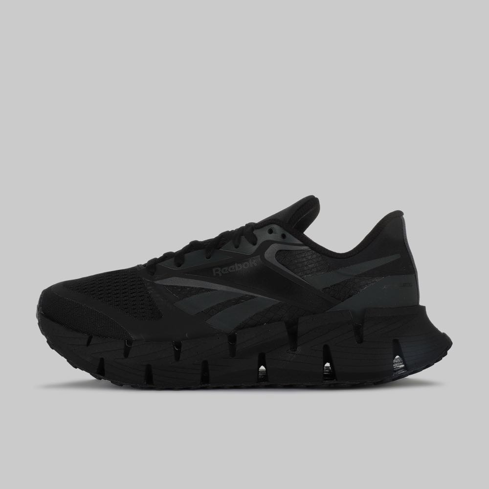 AKIKOAOKI REGULATEDGRAVITY_DIPPING BK×BK Tenis Reebok FloatZig 1 Hombre Color Negro/Negro
