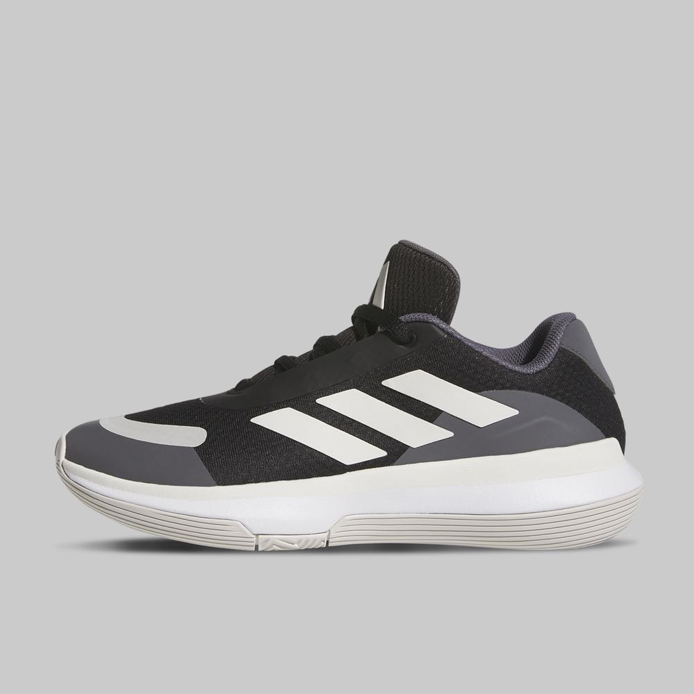 Tenis adidas Basketball Legends Low Hombre