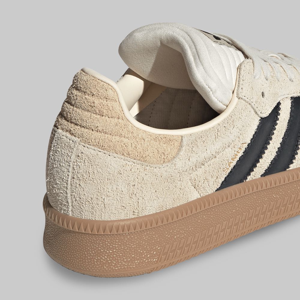 adidas gazelle silver green womens Zapatillas para Hombre ADIDAS IE1379 SAMBA XLG – The Box Peru main image 0