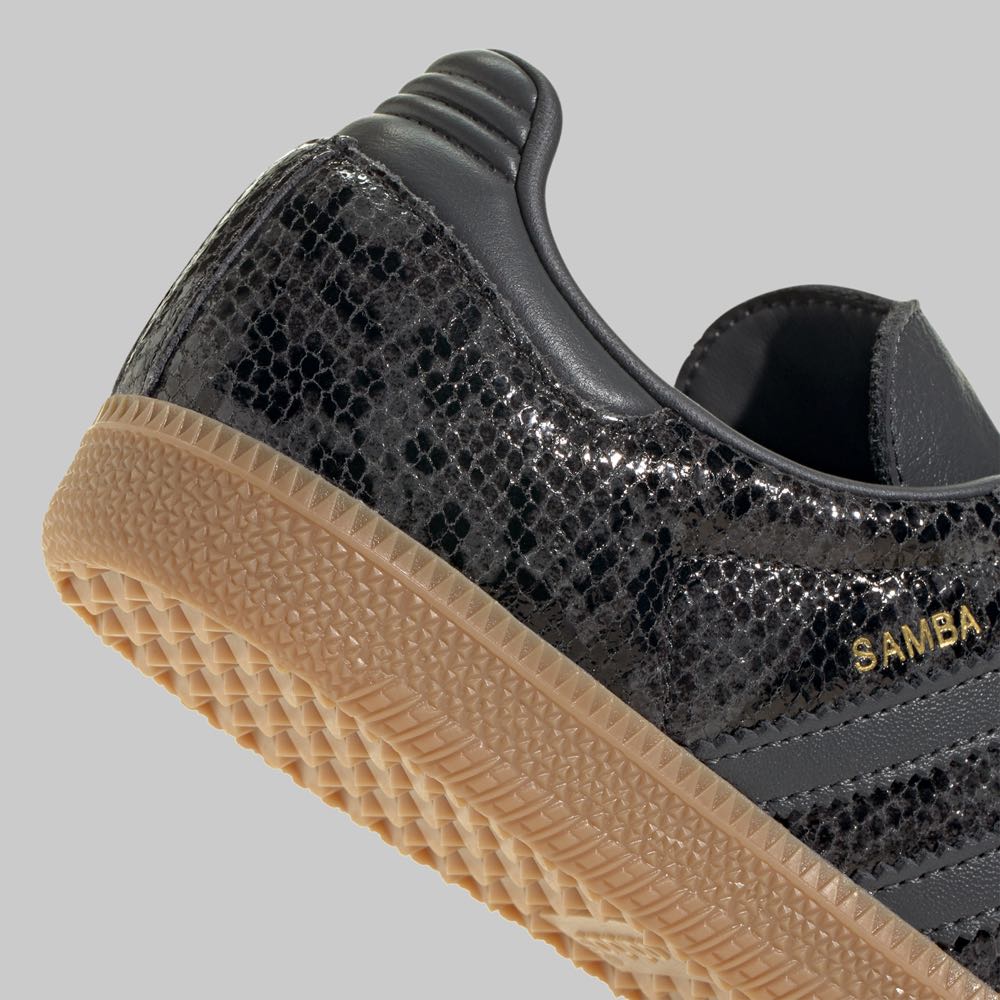 adidas gazelle silver green womens Adidas Samba OG Cow Print (Mujer)– INEEDTENIS main image 0