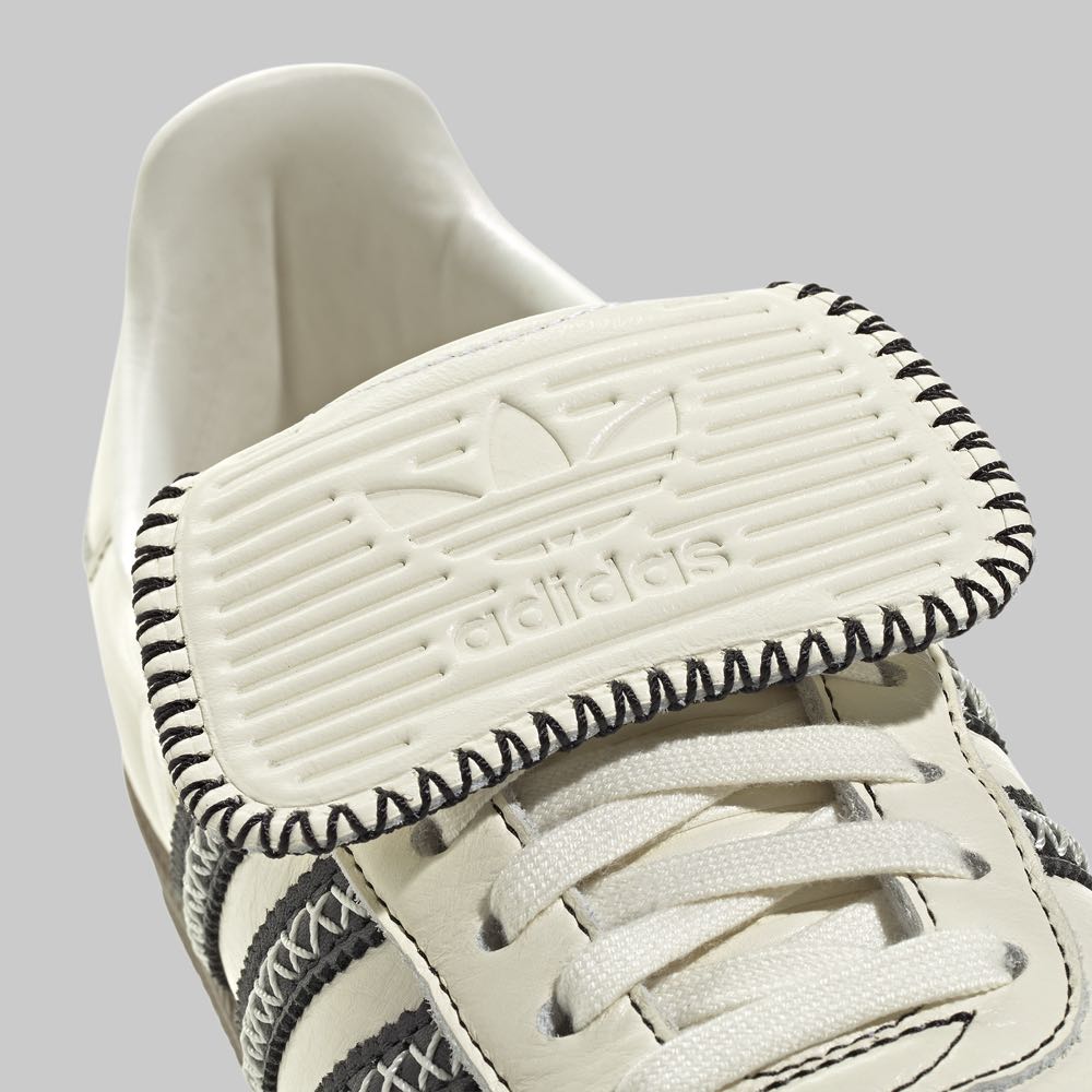 adidas gazelle silver green womens Zapatos Abigail Negro y Beige para Mujer | Calzado Clsico