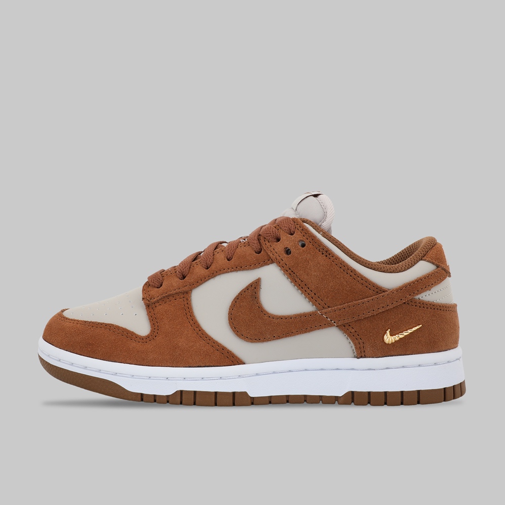 Tenis Nike DUNK LOW Mujer