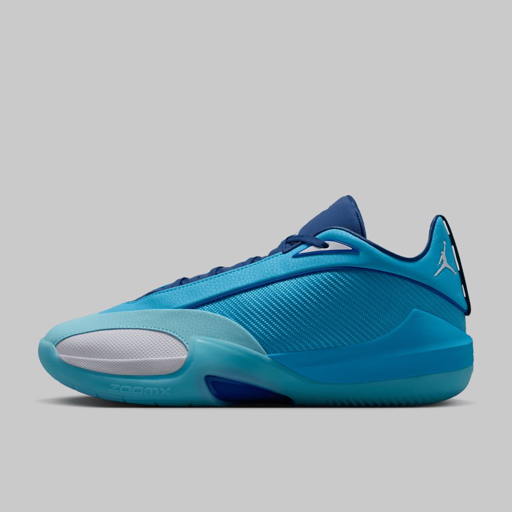 Tenis Nike Jordan Triangle Hombre