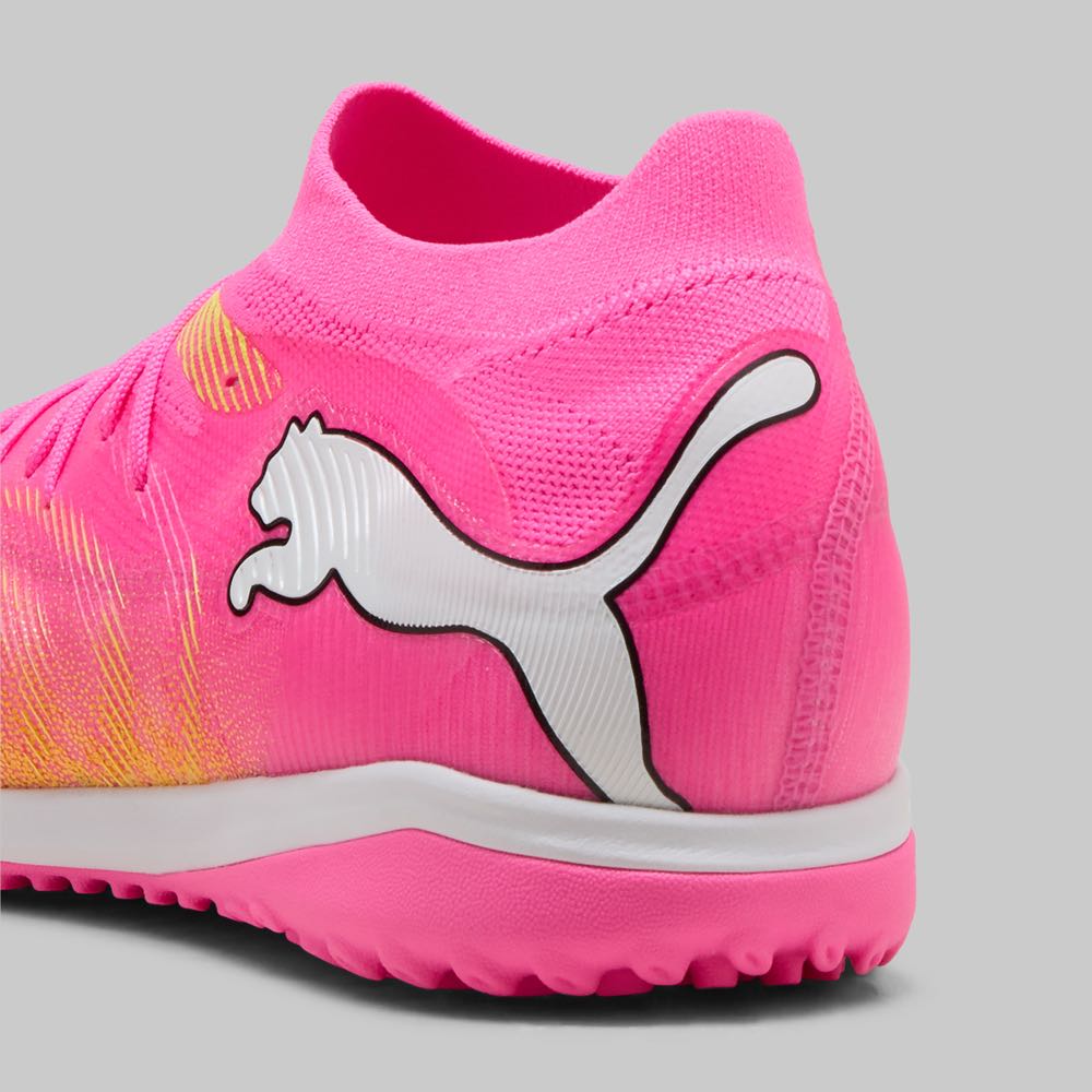Taquetes Puma Future 9 Match TT Mundial Hombre Color Rosa/Rosa