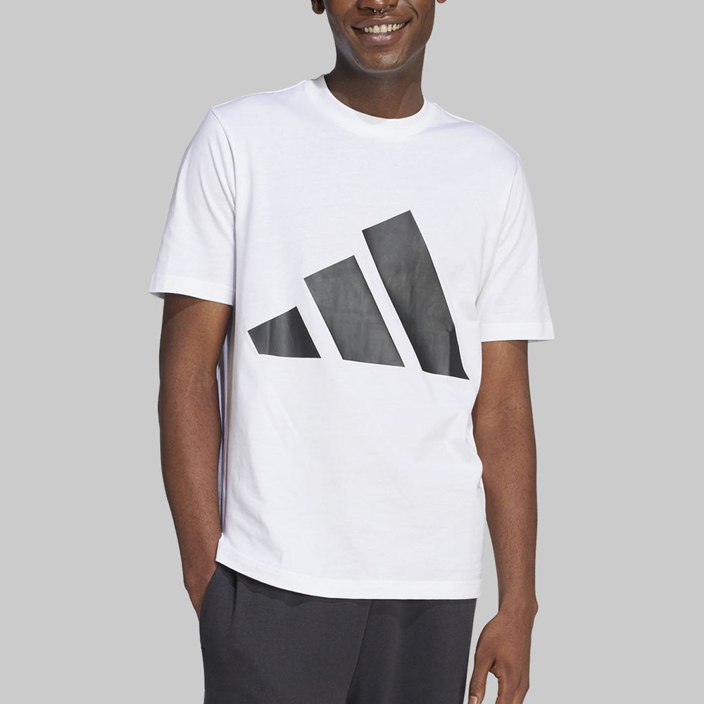 adidas essentials logo