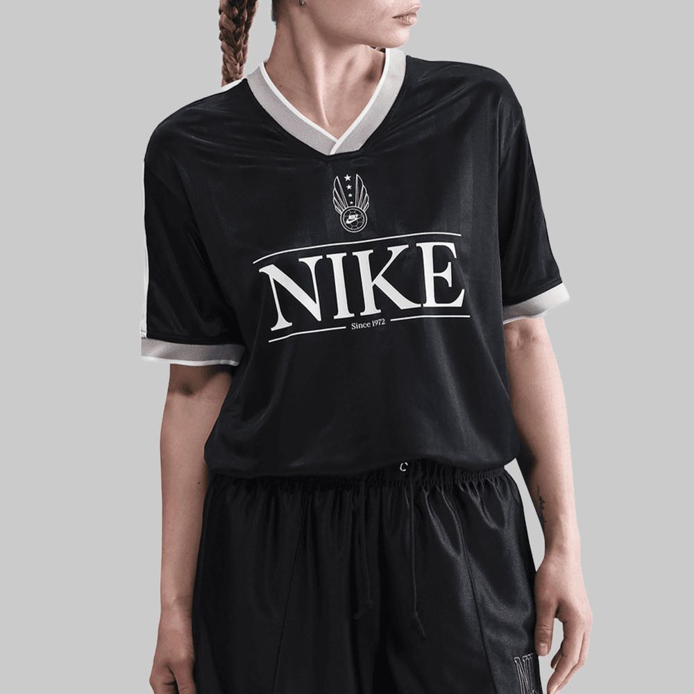 Playera Nike Sportswear Mujer