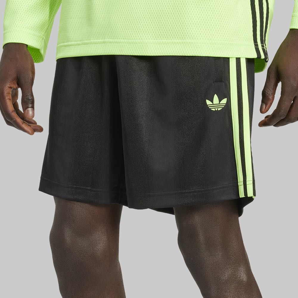 Short adidas Adicolor Hombre