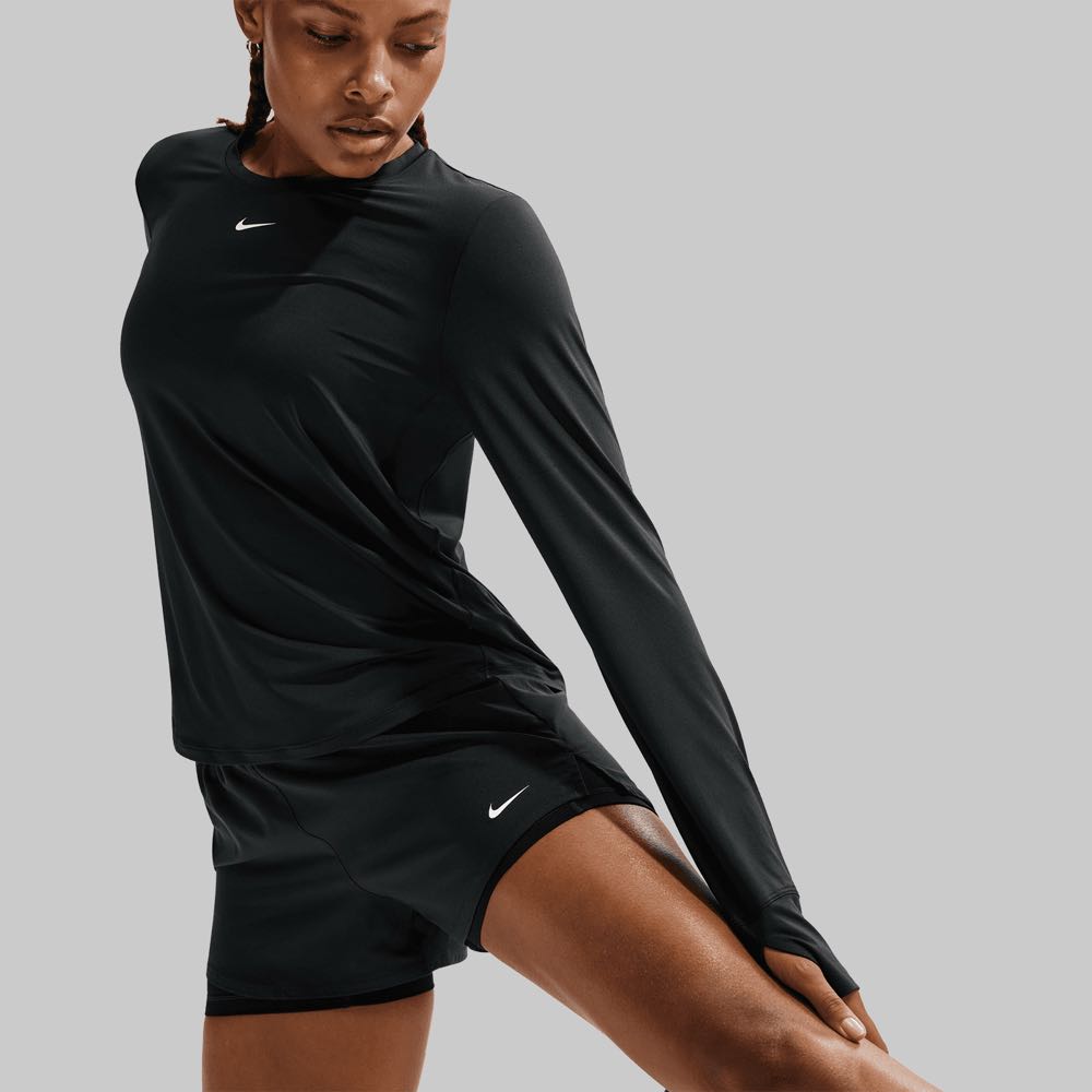 Short Nike One Mujer Color Negro/Blanco