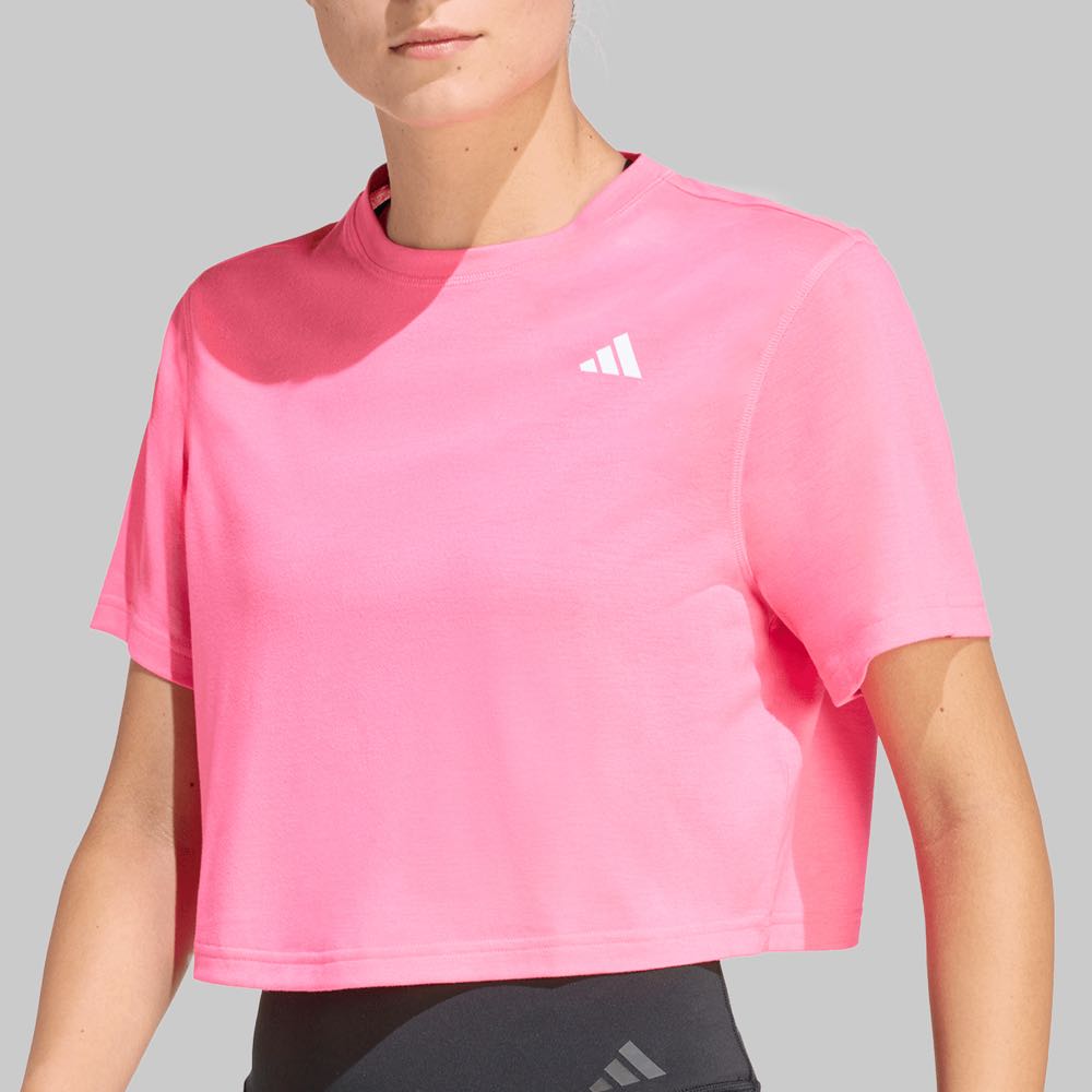 Playera adidas Train Essentials Mujer