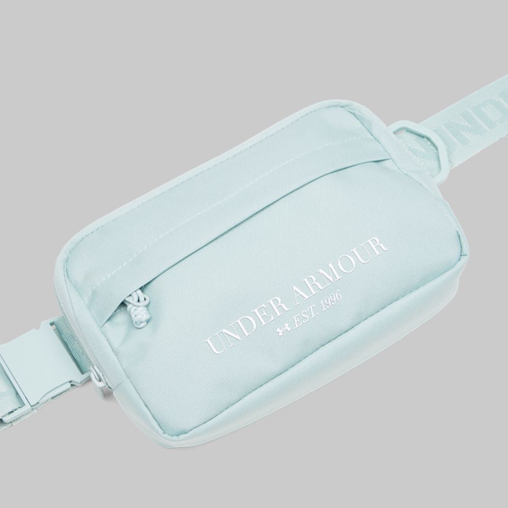 Cangurera Under Armour Essential